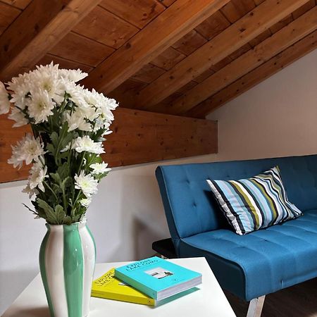 Apartment Largo IV Novembre Сан Феделе Интелви Екстериор снимка